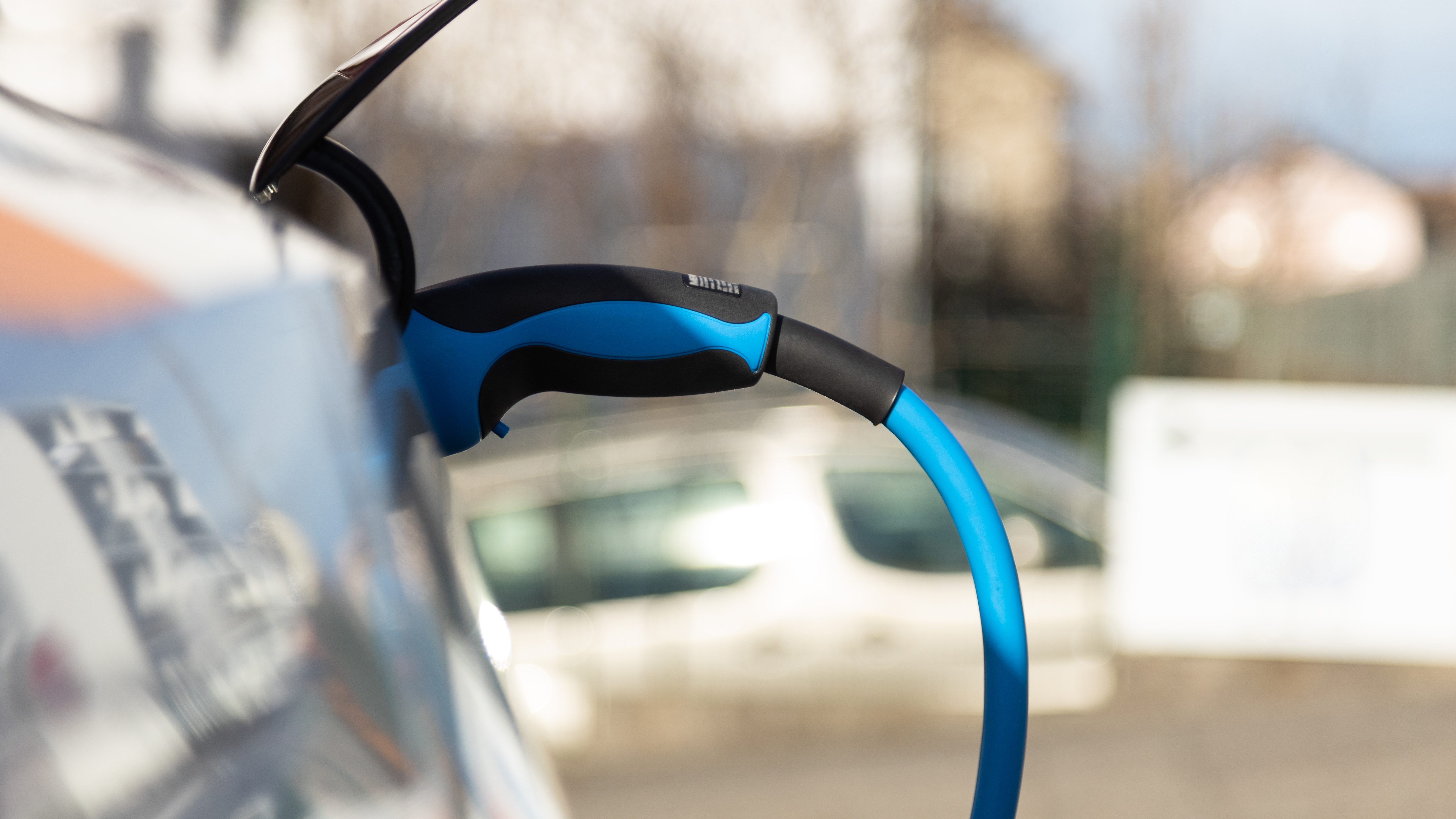 Aktualne cene polnjenja na javnih polnilnicah v Sloveniji (avgust 2021)